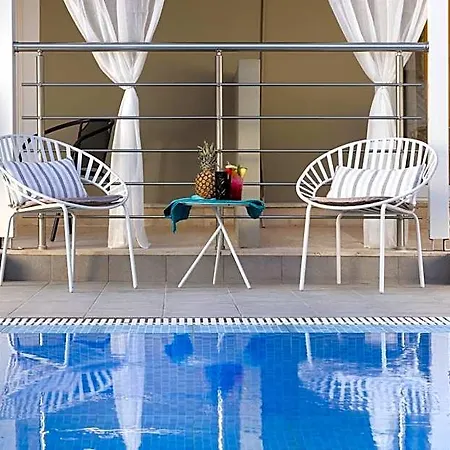 Adorno Di Zante Hotel Laganas